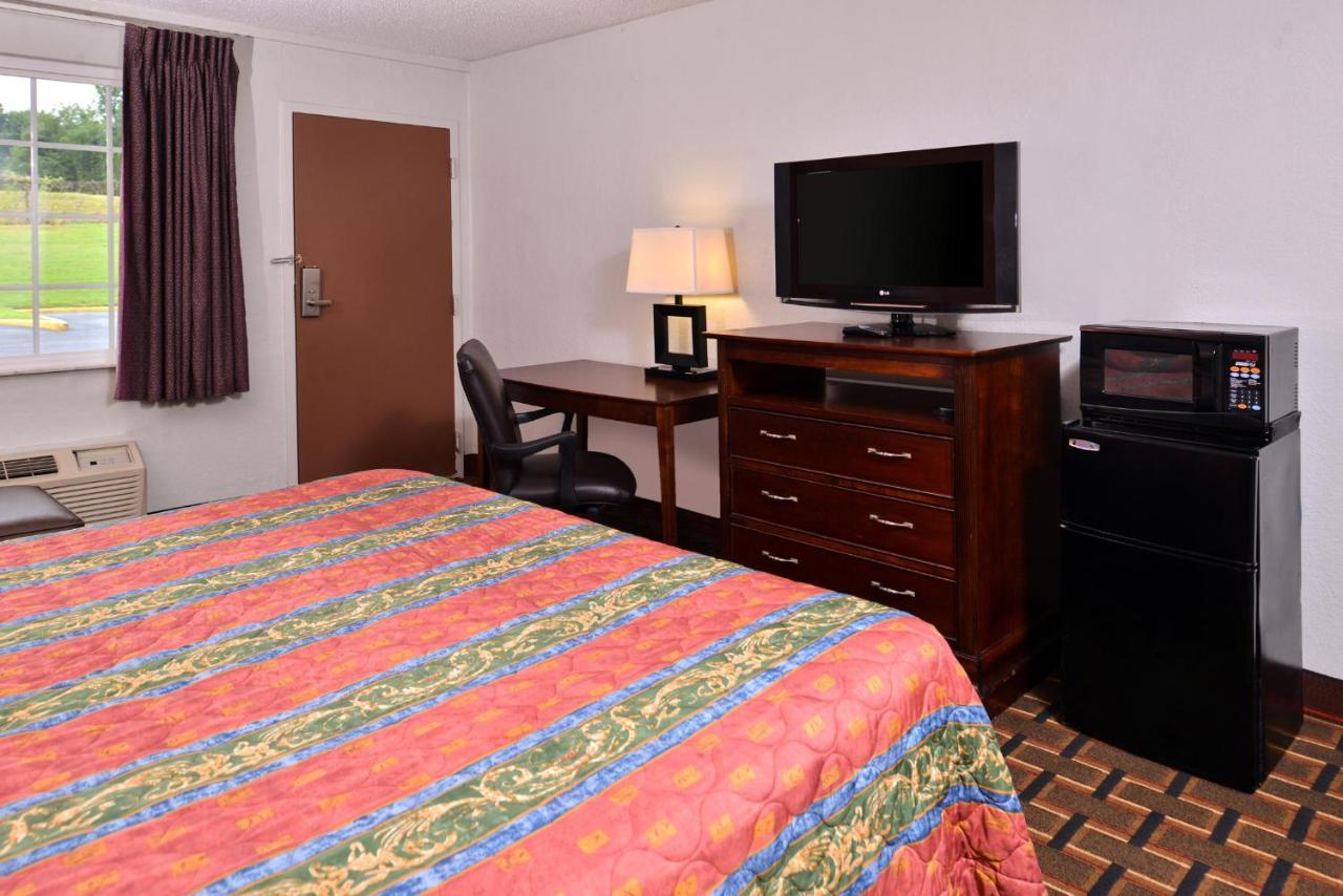 Americas Best Value Inn Richmond South Bellwood Dış mekan fotoğraf