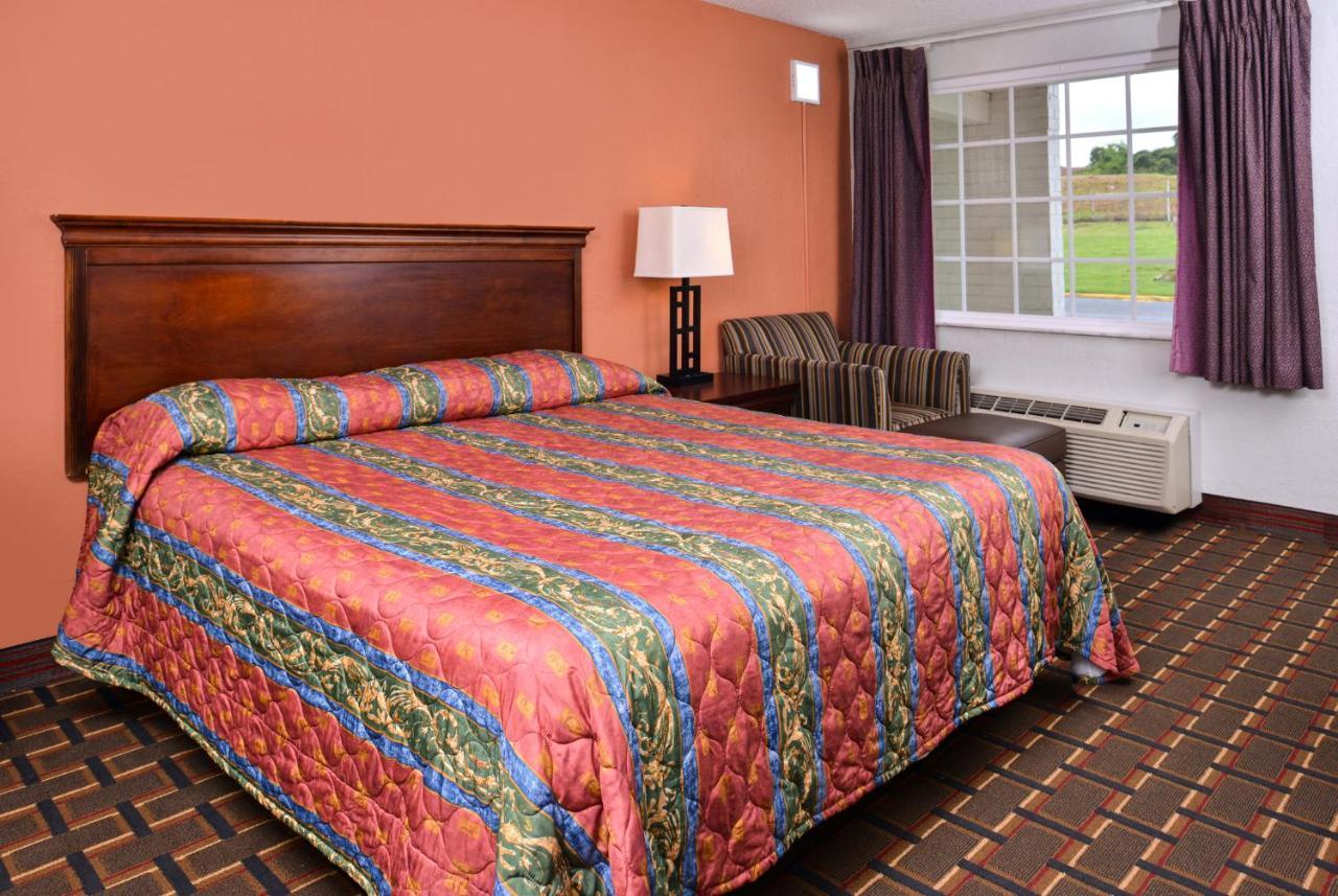 Americas Best Value Inn Richmond South Bellwood Dış mekan fotoğraf