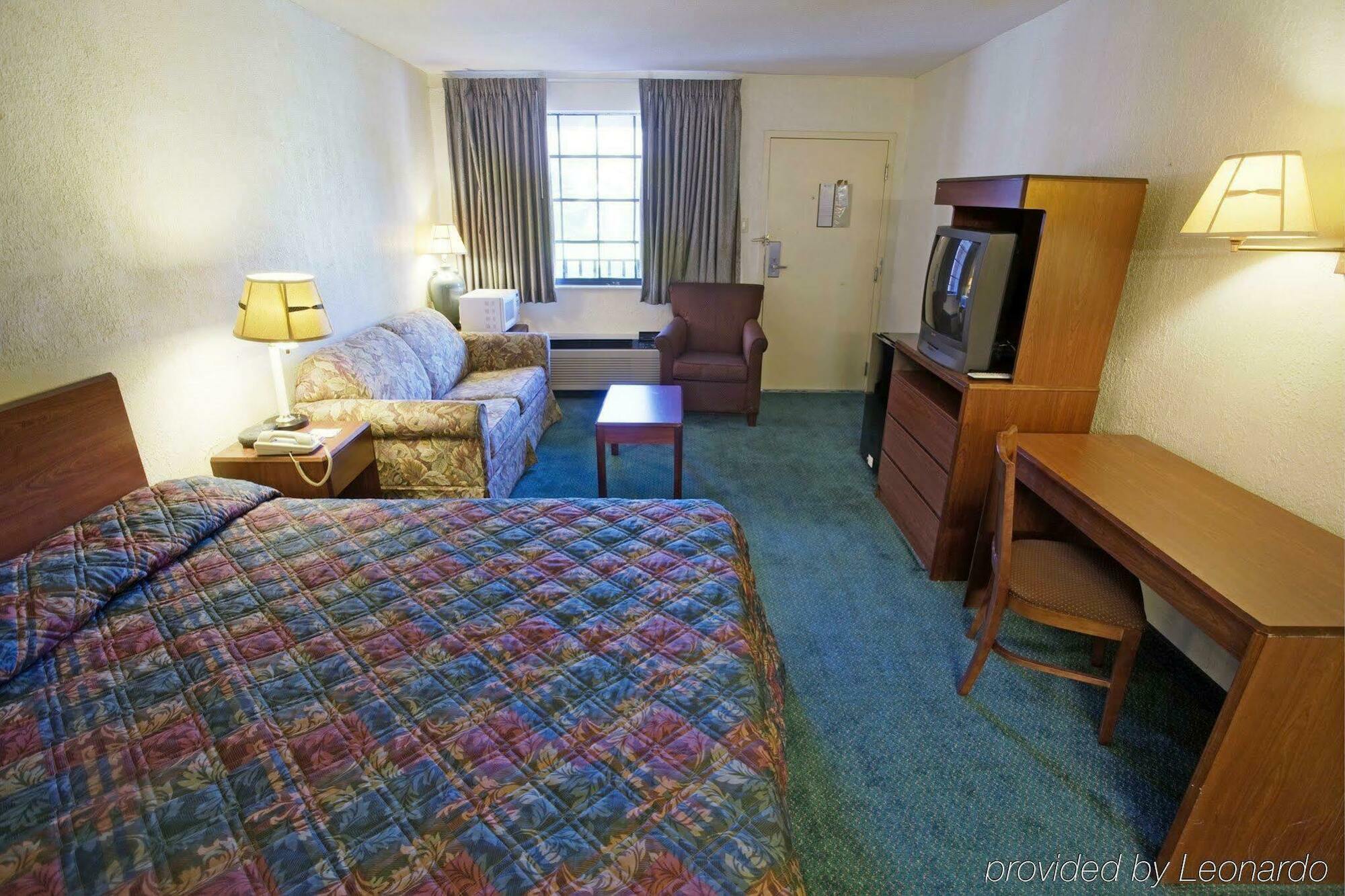Americas Best Value Inn Richmond South Bellwood Dış mekan fotoğraf